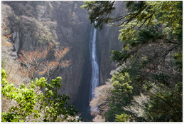 Shindo waterfall